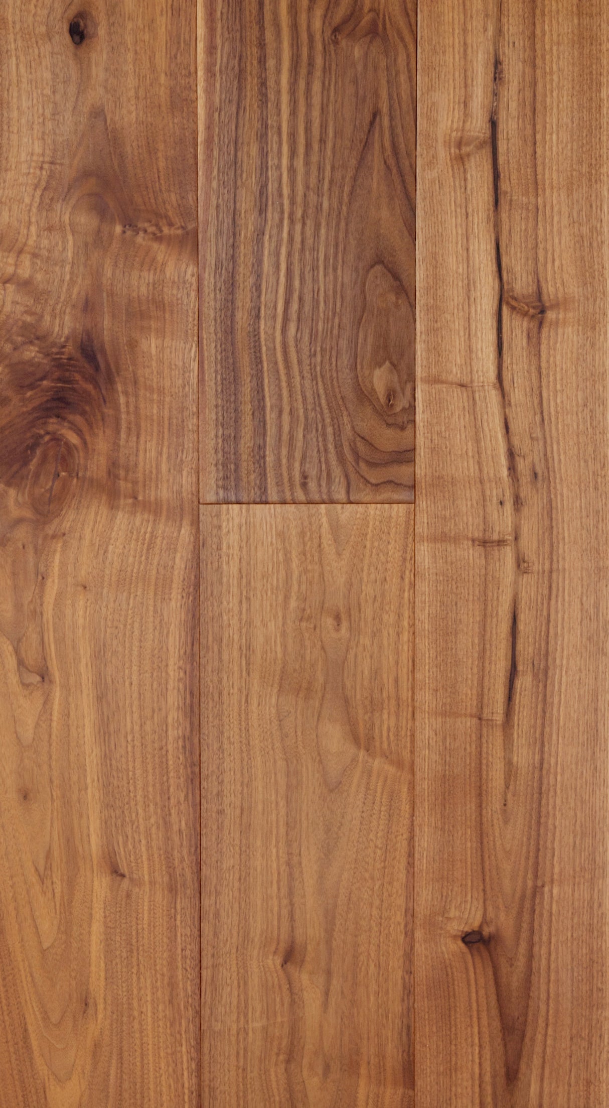 Structural Engineered Walnut Flooring – UV Matt Lacquered (20/4×190×1900mm)