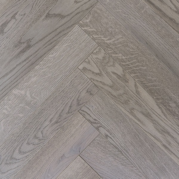 Staki London Herringbone Rustic LED Oil (0.80sqm pack)