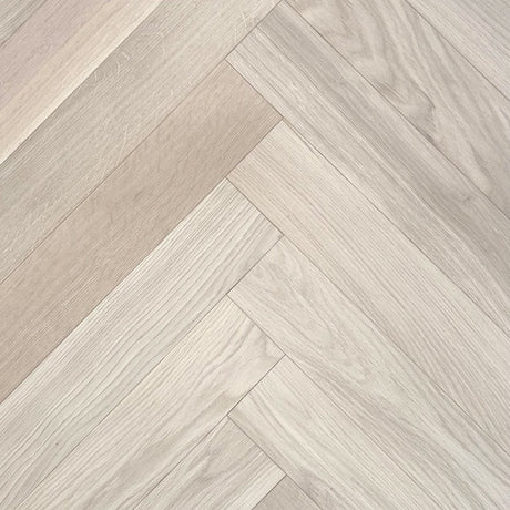 Staki Unfinished Herringbone Rustic Oak (0.80sqm pack) - Wiltshire Wood Flooring Supplies