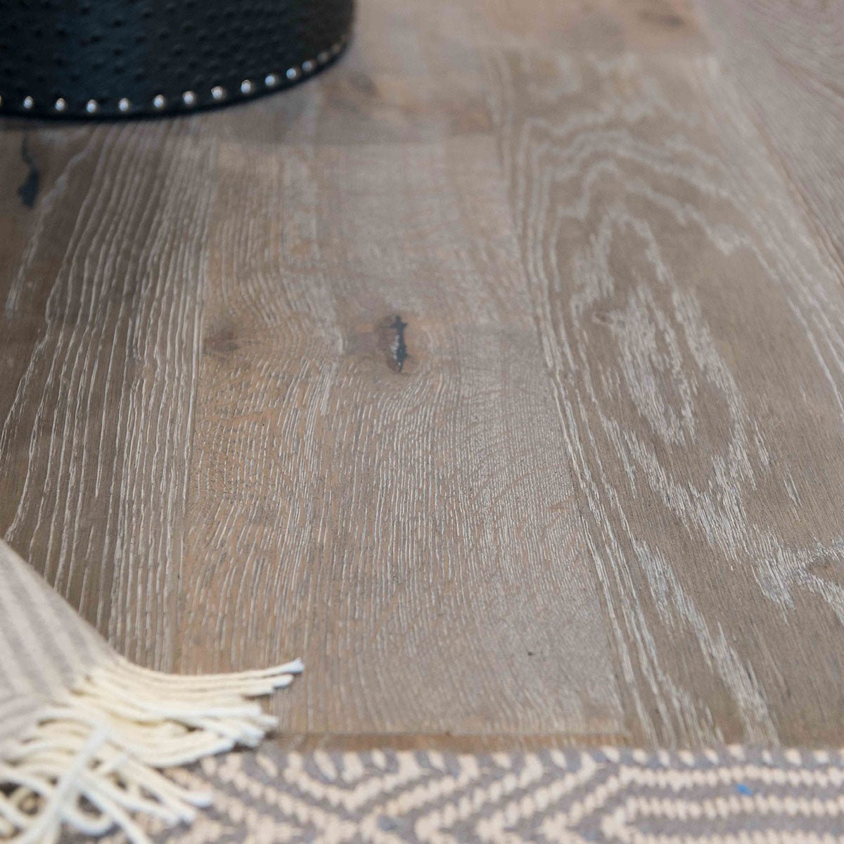 DC105 Silver Haze (Price Per Pack) - Wiltshire Wood Flooring Supplies
