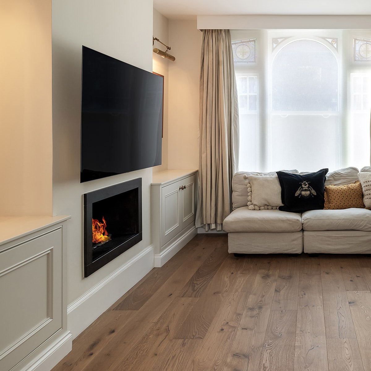 DC203 White Smoked Oak (Price Per Pack) - Wiltshire Wood Flooring Supplies
