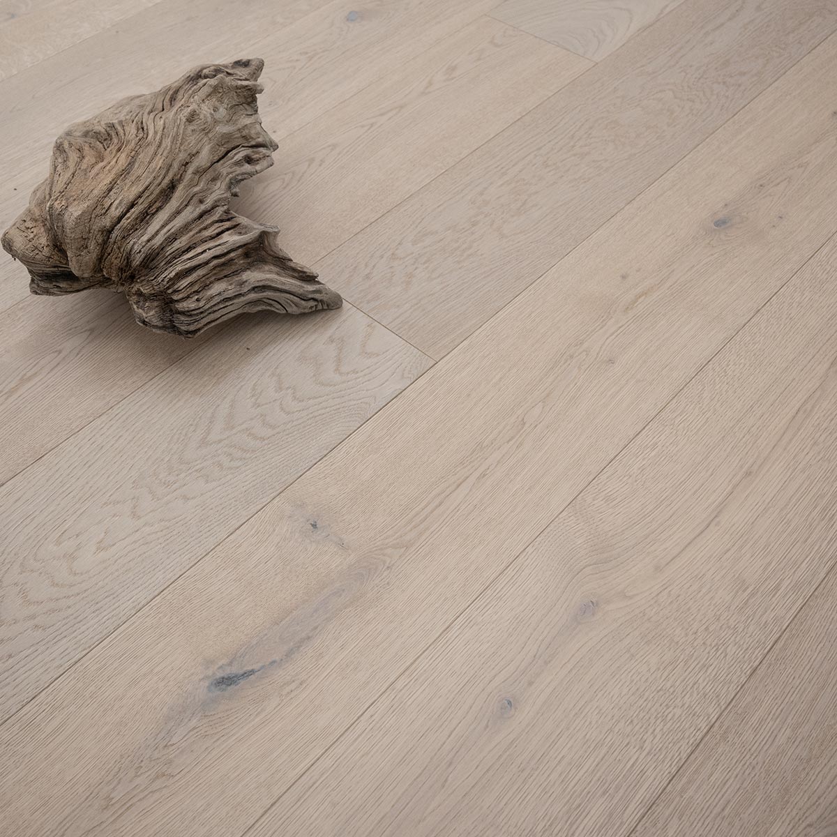DC204 Shore Drift (Price Per Pack) - Wiltshire Wood Flooring Supplies