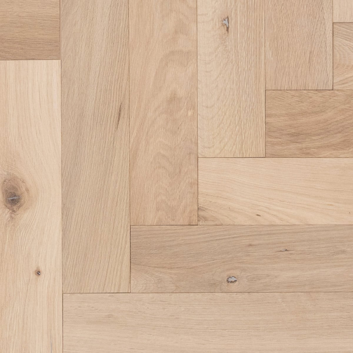 ZB107 Unfinished Oak Herringbone (Price Per Pack) - Wiltshire Wood Flooring Supplies
