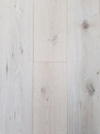 Boston Unfinished Engineered Oak Flooring - ABCD Grade – 14/3 × 190 × 1900mm