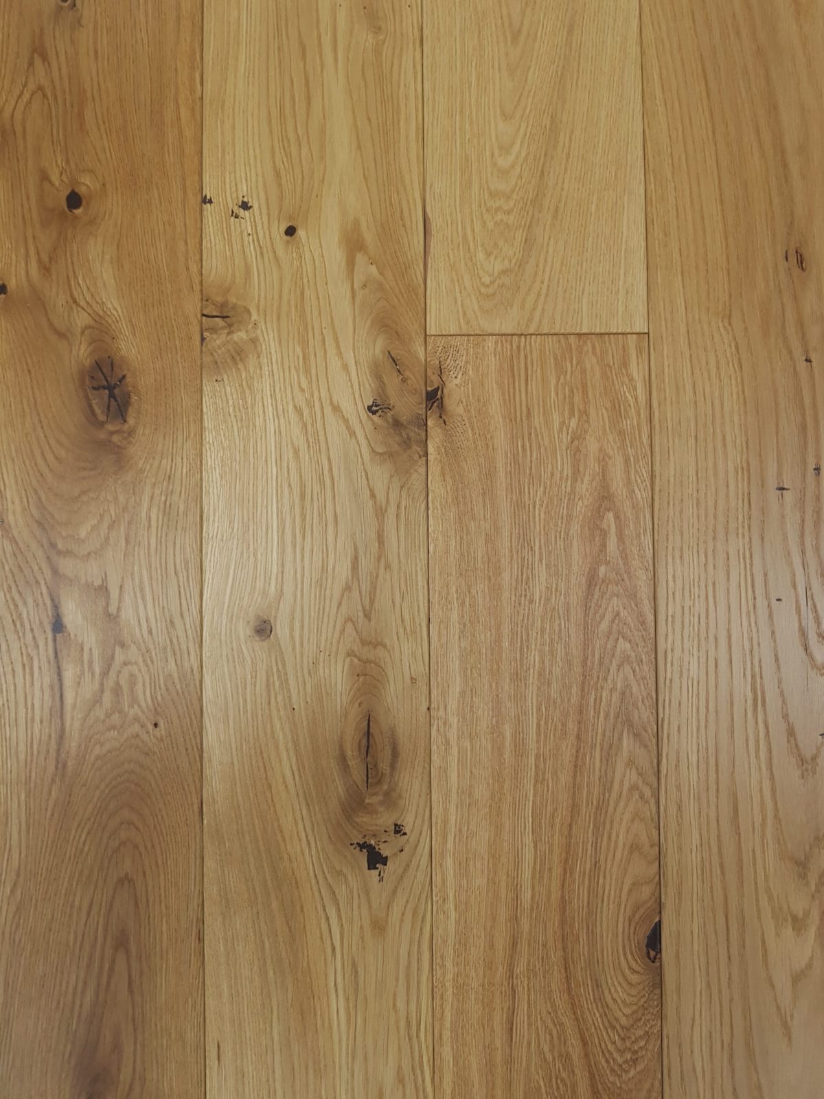 Boston Brushed Matt Lacquered Engineered Oak Flooring - ABCD Grade – 14/3 × 150 × 1900mm