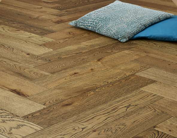 Oak Herringbone Flooring - 120mm – Hardwick - Black Grain Oak - Character