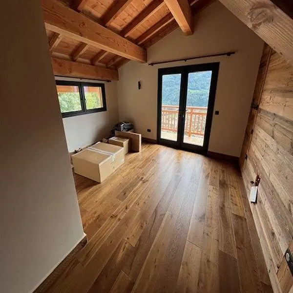 Blenheim Originals Oak Flooring - 190mm – Brushed Smoked Oak