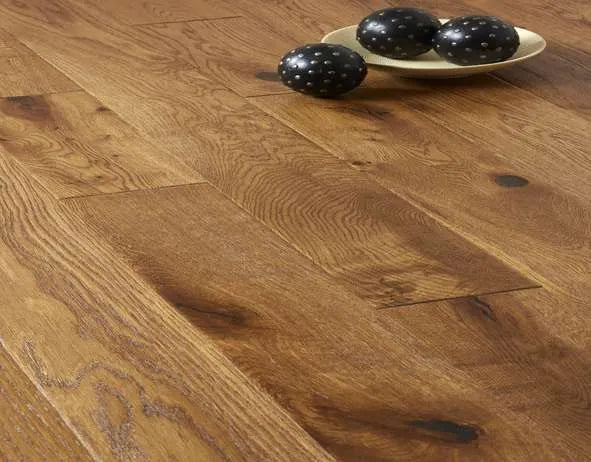 Blenheim Traditional Oak Flooring - 150mm – Cognac Oak