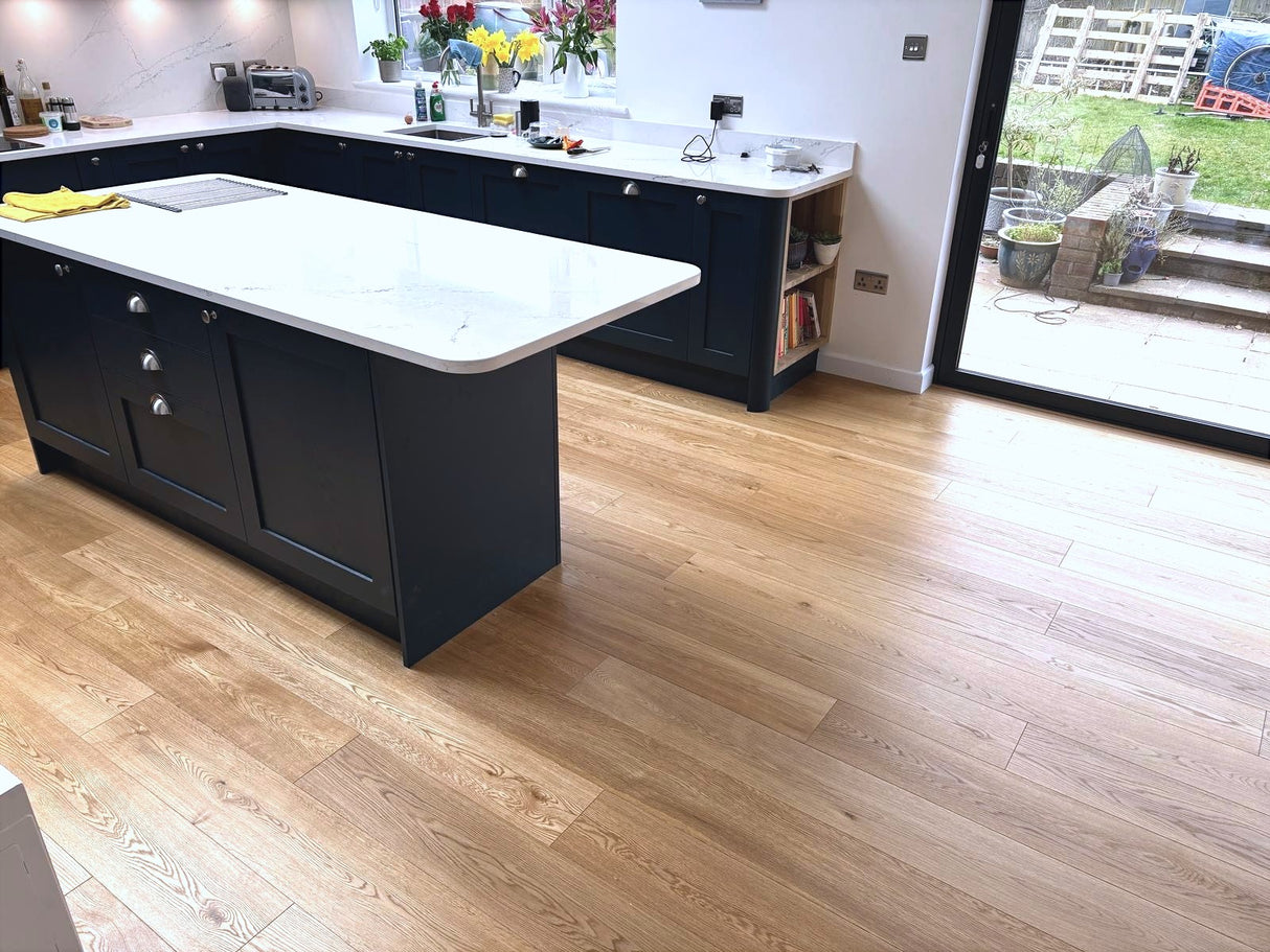 Oiled Prime Grade Engineered Oak 14x190x1900mm (Price Per Pack)