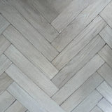 Prime Grade Solid Oak Overlay Blocks – Unfinished, Tumbled/Distressed 10x60x300mm (Per Pack 2.16m2)