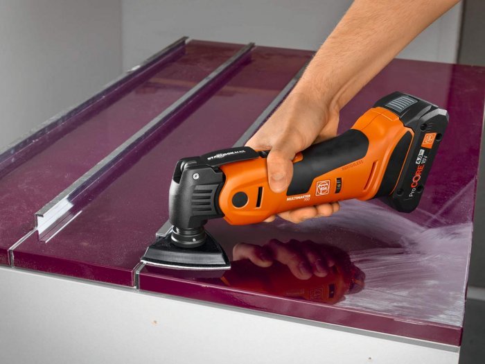 Fein AMM700 Max Top AS 18V 4.0Ah 60pc BL Oscillating Multi Tool Kit AMPShare - Wiltshire Wood Flooring Supplies