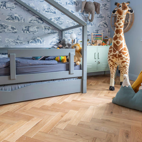 ZB108 Natural Oak Herringbone (Price Per Pack) - Wiltshire Wood Flooring Supplies
